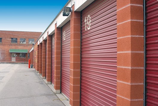8 Steps to Prepare a Car for Storage