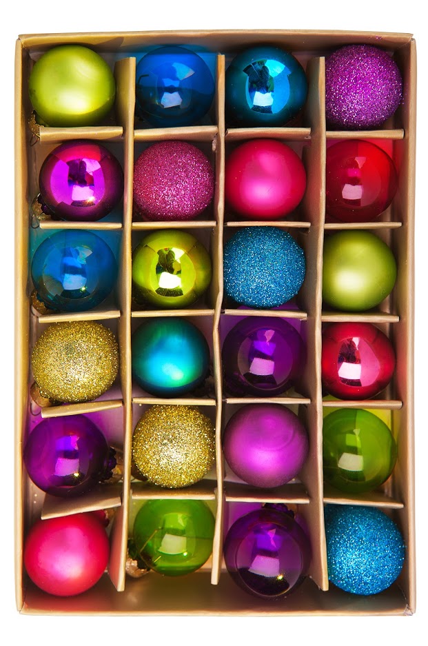 How to Prepare Common Seasonal Winter Items for Storage